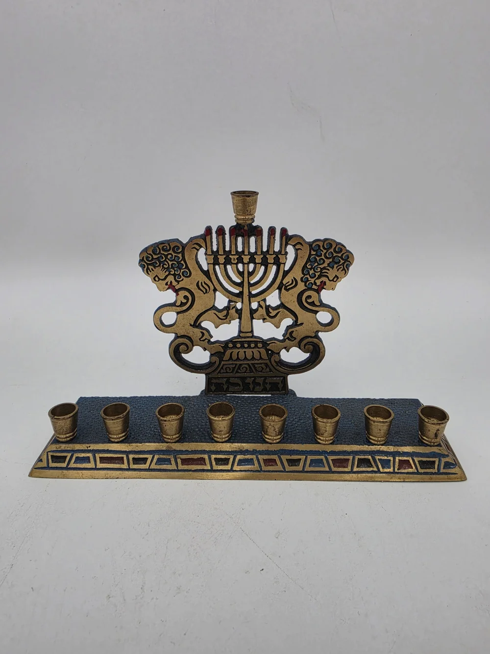 🕎 Vintage Israeli Brass “Lions of Juda” Menorah / Chanukia